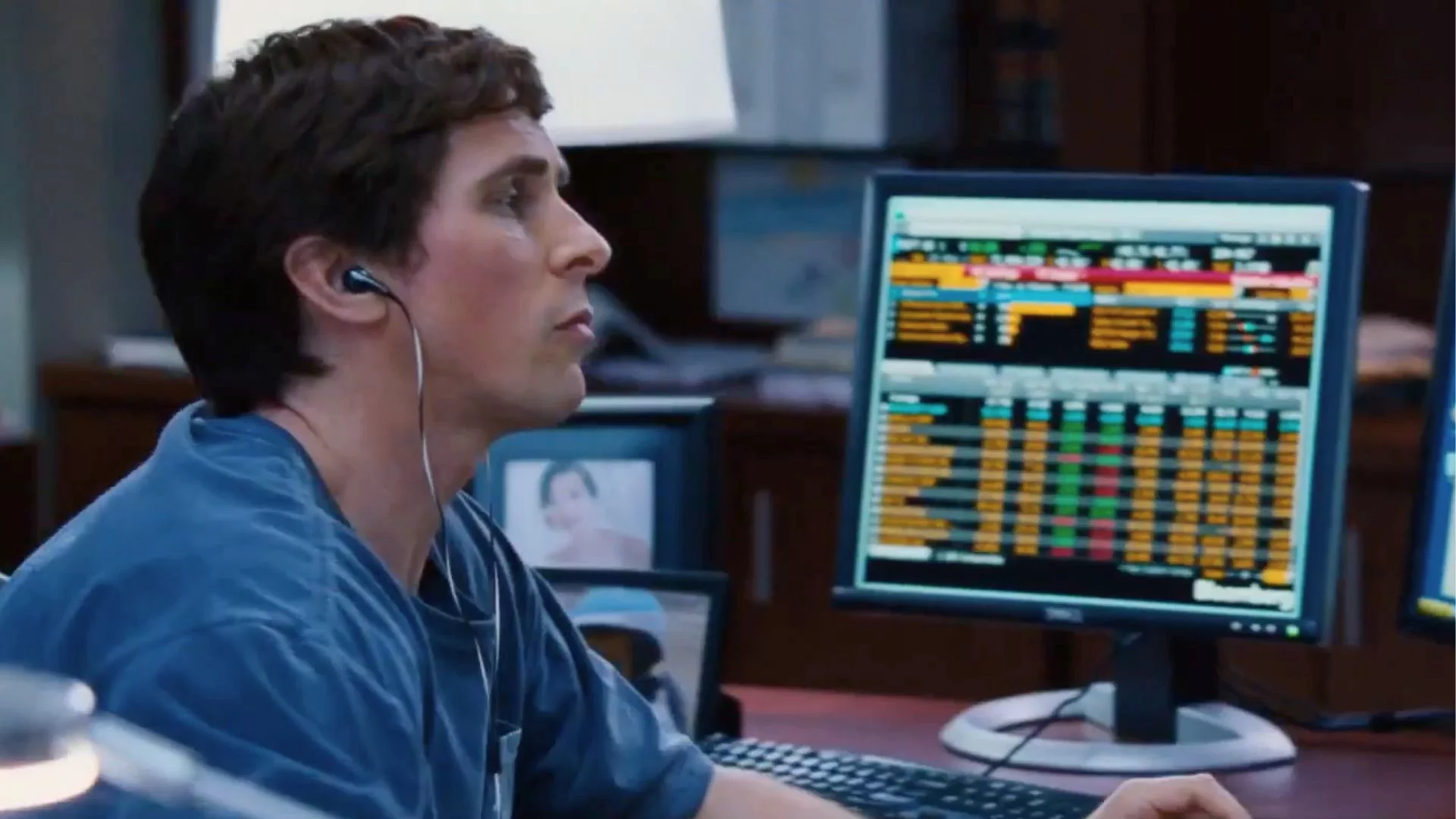 Przewidział największy kryzys finansowy XXI wieku. Teraz zapowiada upadek branży AI. Czy słusznie? Kadr z filmu "The Big Short".