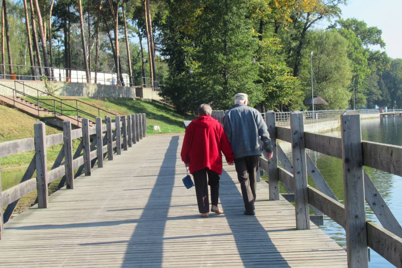 Kto dostanie 500 plus dla seniora?