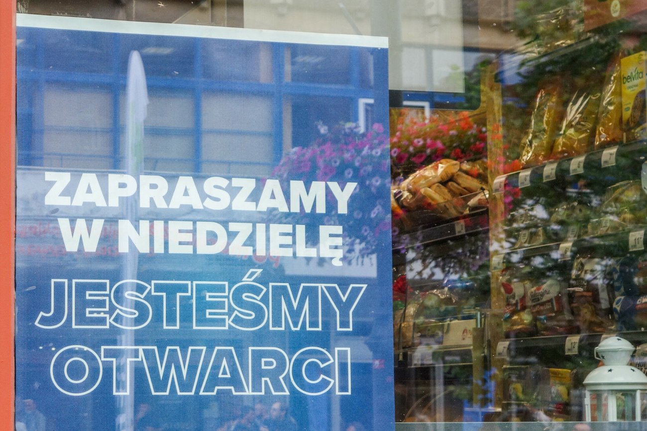 Które sklepy są otwarte w niedziele niehandlowe?