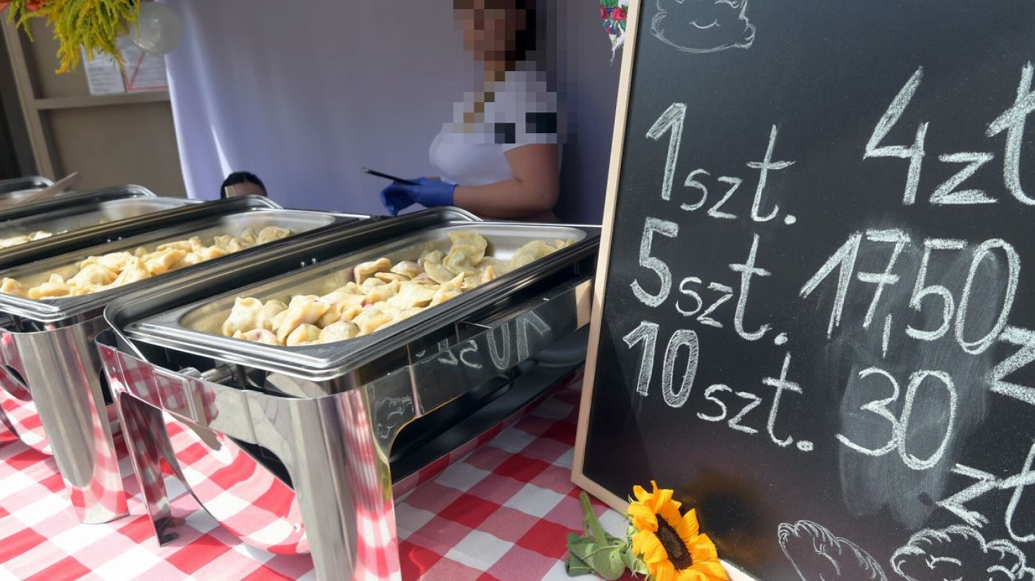 Tyle kosztują pierogi w Krakowie. Wiele osób odwiedzających Festiwal Pierogów uważa te ceny za przesadzone
