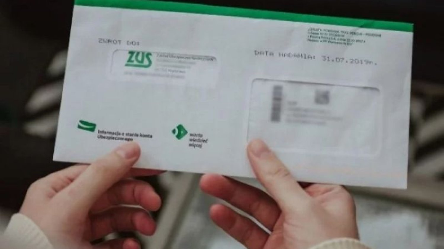 Czy po likwidacji OFE bardziej opłaca się nam przenieść pieniądze do IKE+ czy do ZUS? To zależy.