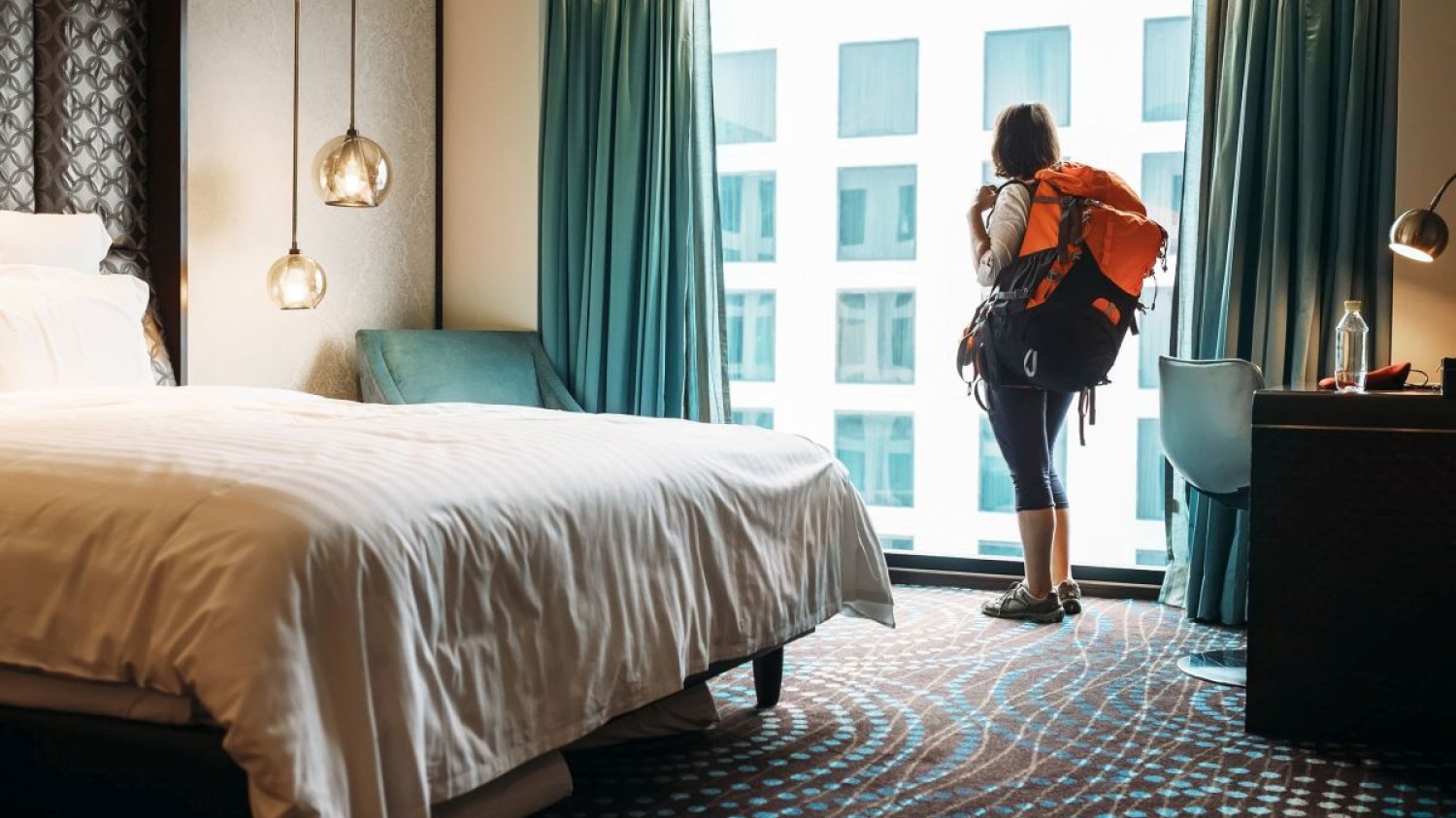 Przy rezerwacji hotelu często bardziej opłaca się zadzwonić bezpośrednio, zamiast zamawiać przez porównywarkę