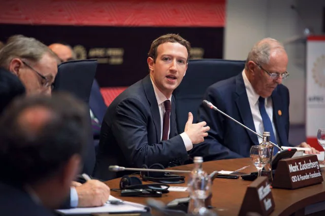 Grupa udziałowców Facebooka za pośrednictwem organizacji SumOfUS, domaga się usunięcia Marka Zuckerberga ze stanowiska