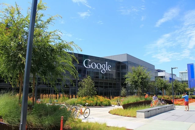 Dzięki nowej usłudze Google, można będzie być na bieżąco z wszystkimi informacjami od kandydatów, bez potrzeby wyszukiwania informacji o nich w siecie