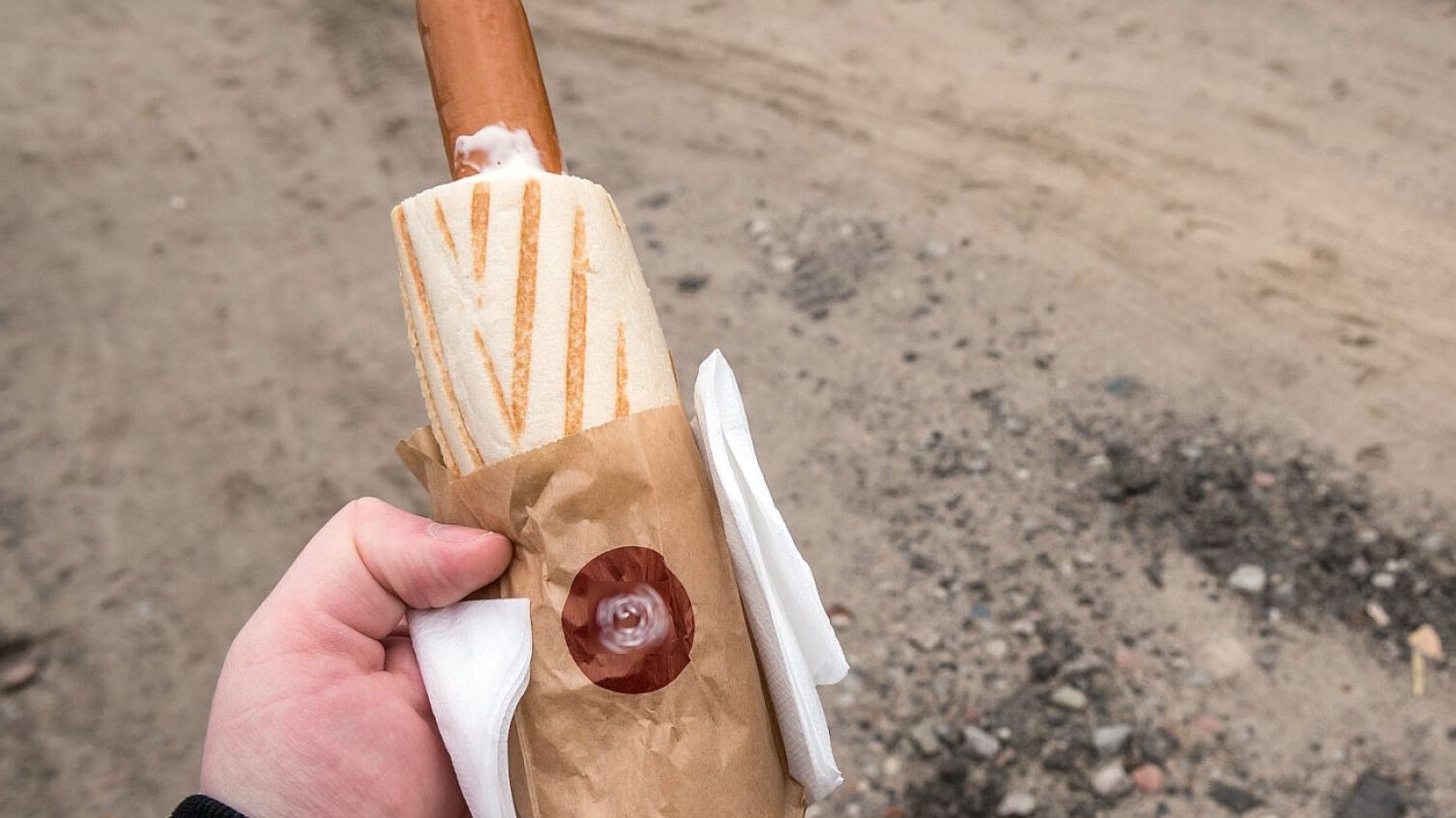 Na jakiej stacji są najlepsze hot dogi?
