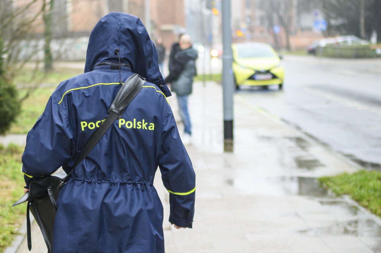 Poczta Polska planuje wprowadzić program zwolnień