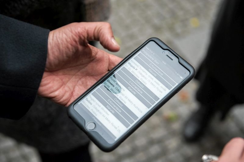 Aplikacja wykradająca dane do kont bankowych ukryta była w translatorze