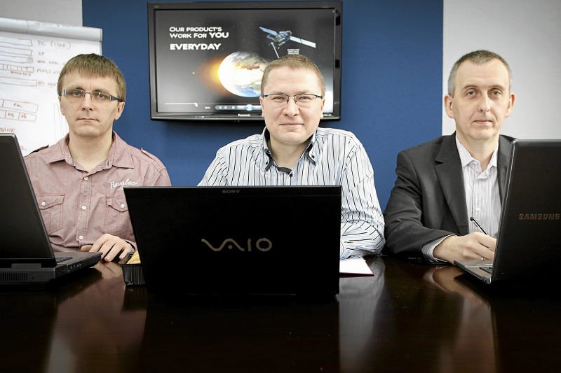 Założyciele Digital Core Design. Od lewej: Tomasz Krzyżak, Jacek Hanke i Piotr Kandora.