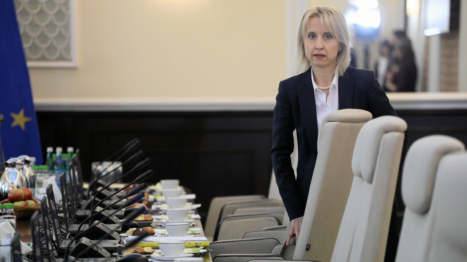 Minister Finansów w oświadczeniu majątkowym w rubryce "zasoby pieniężne" wpisała... 3 euro.
