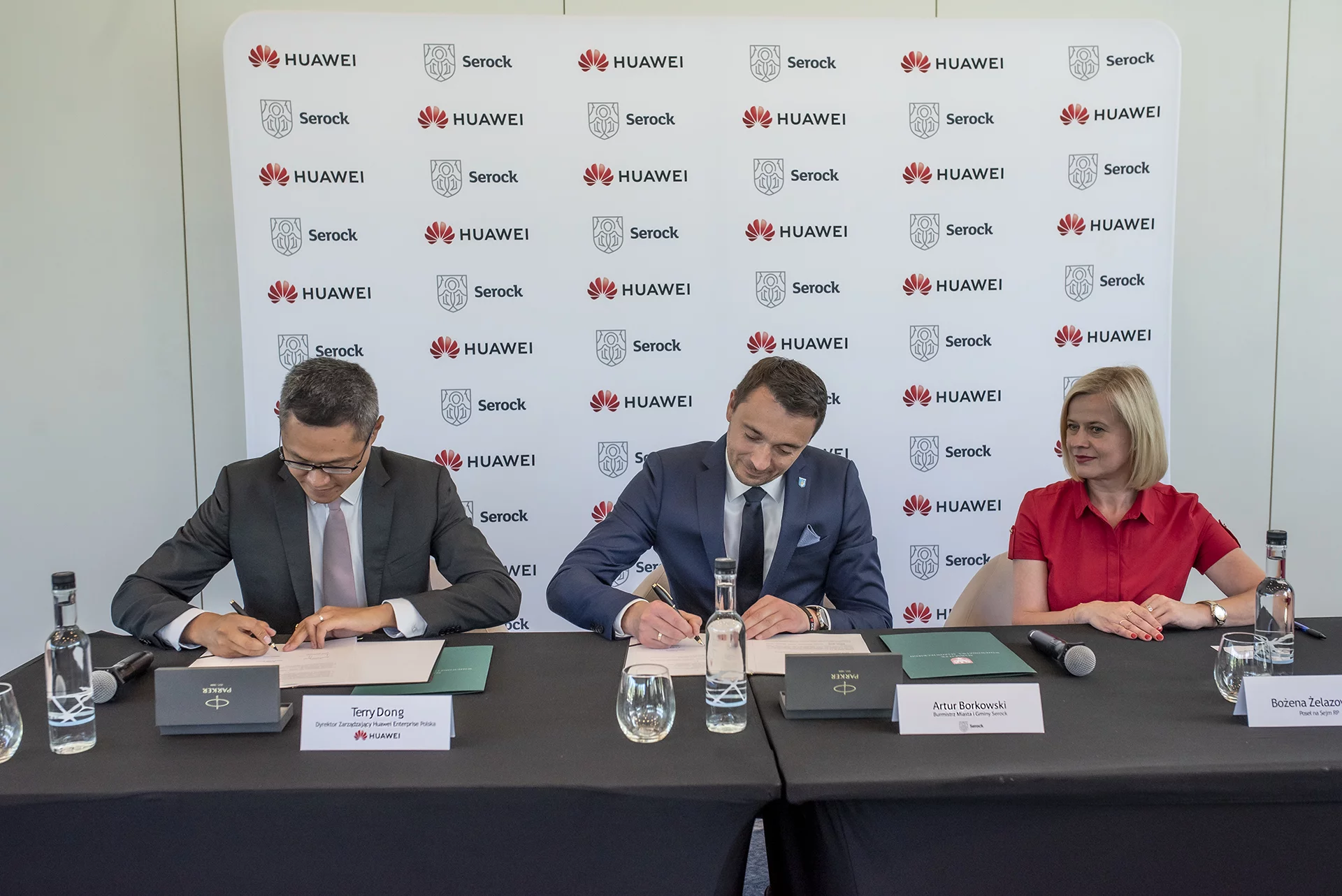 Firma Huawei Polska podpisała porozumienie o współpracy z Miastem i Gminą Serock.