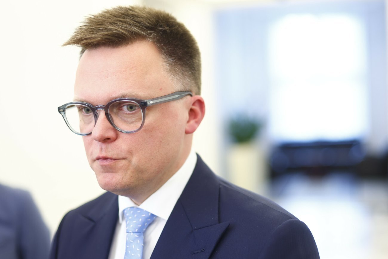 Kto dał Szymonowi Hołowni drogi obraz?