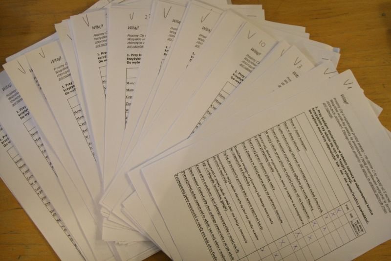 Papierowe ankiety odchodzą do lamusa. W ich miejsce wchodzi dostęp przez internet