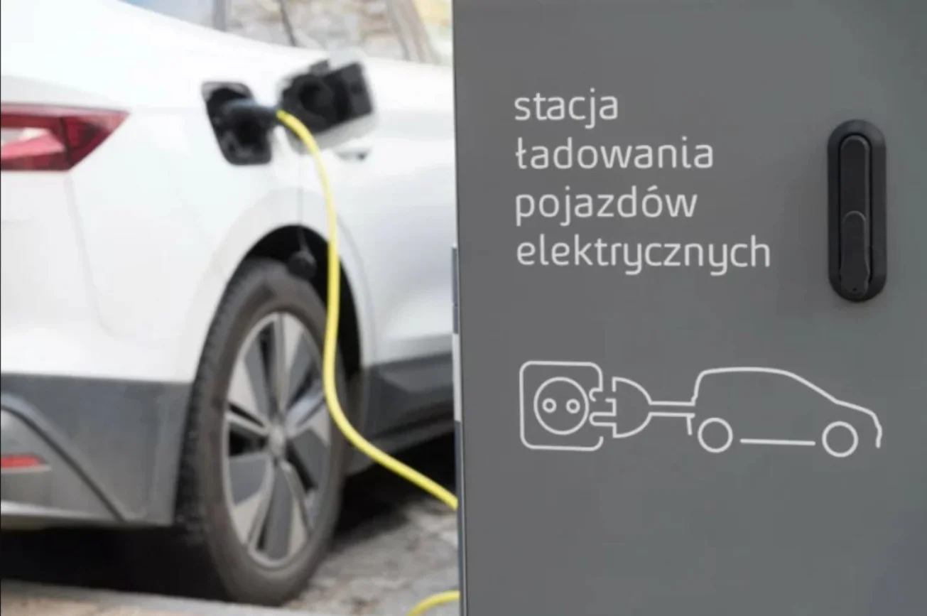 Przy sklepach sieci Makro pojawią się stacje ładowania dla aut elektrycznych