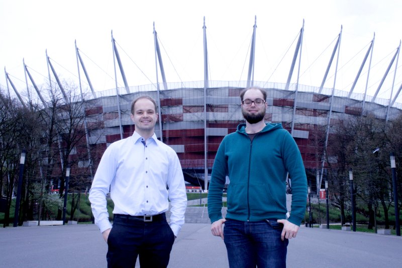 Od lewej Marcin i Jacek Tchórzewscy, założyciele Coders Lab, szkoły programowania, która ma siedzibę na Stadionie Narodowym w Warszawie.