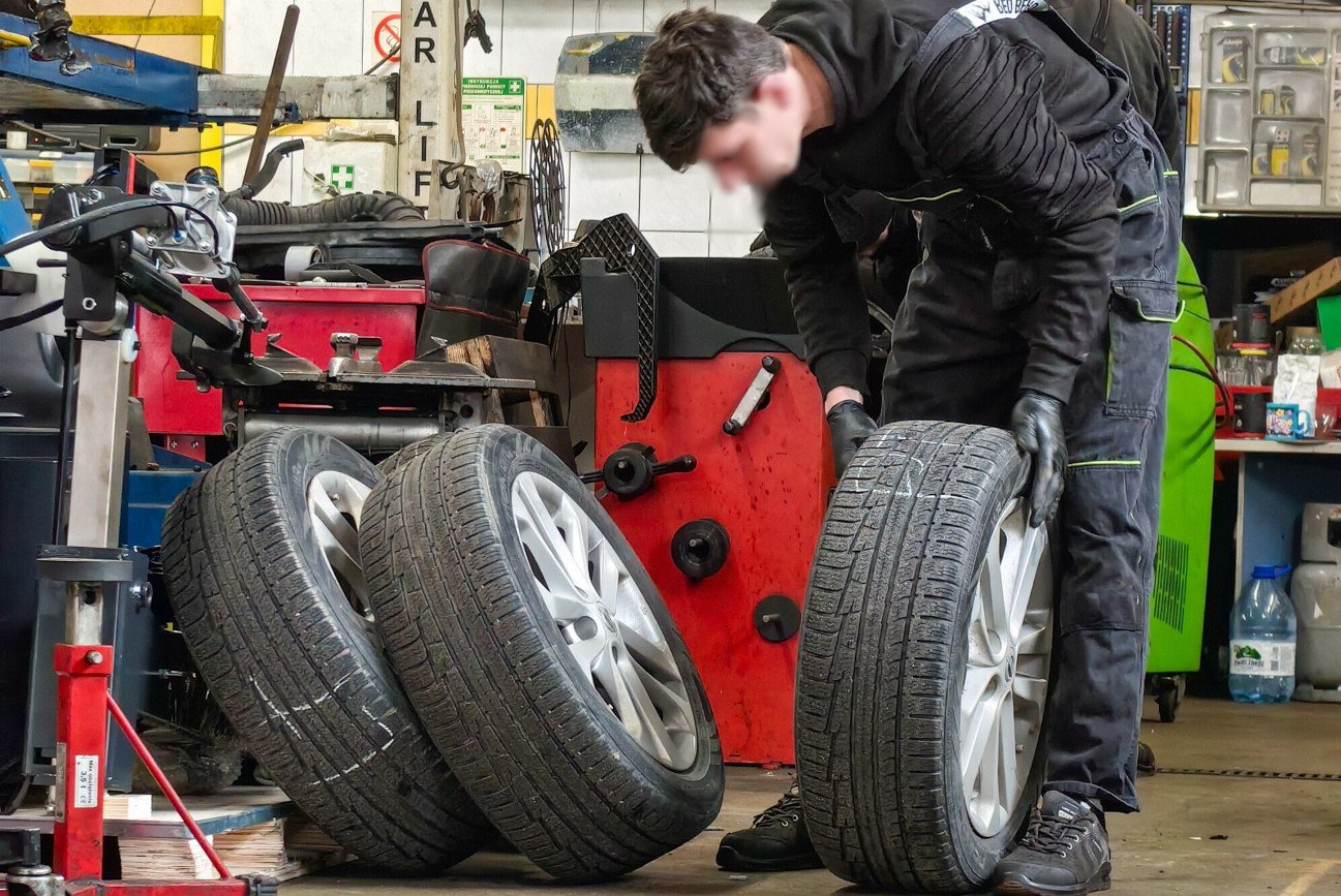 Wymiana opon może być droższa nawet o 30 proc.