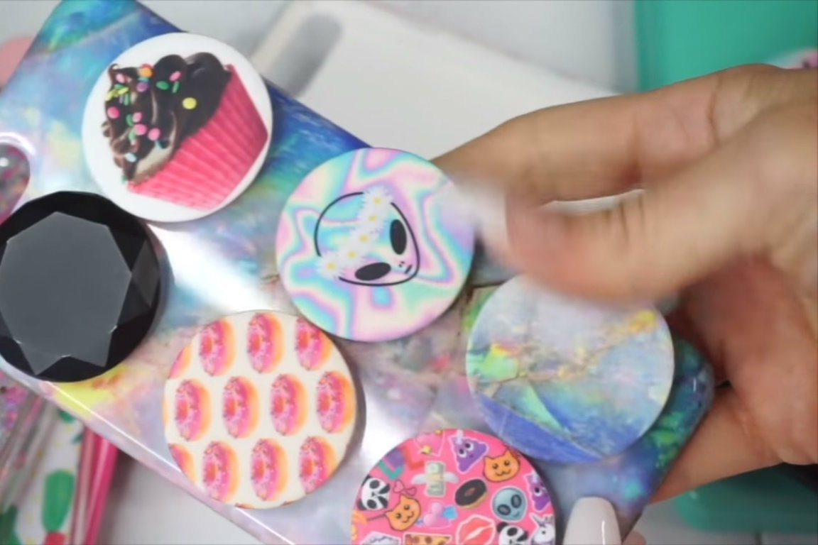 PopSocket to gadżet, który wynaleziono w 2014 r.