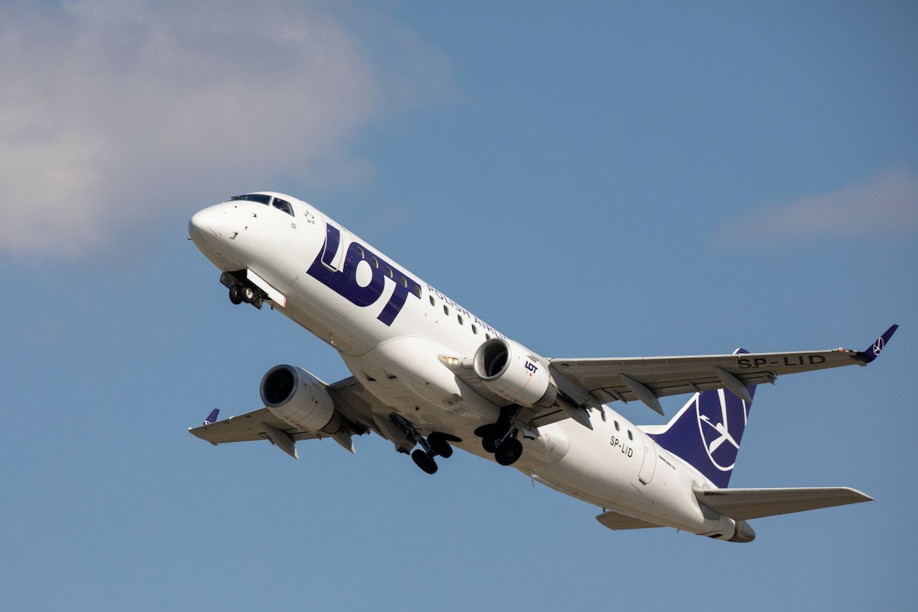 LOT uruchamia nowe połączenia z Polski
