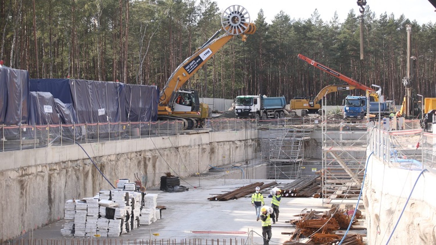 Wyspa Uznam. Komora startowa , gdzie rozpoczyna się drążenie tunelu pod rzeka Świną.