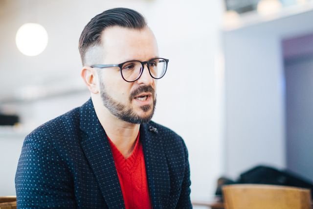 Przemek Pająk, szef Spider's Web przeprasza i płaci za wpis jednego ze swoich blogerów.