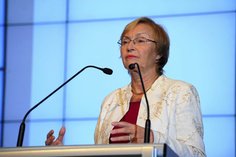 Minister nauki Lena Kolarska-Bobińska.