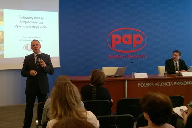 Piotr Gill, dyrektor DuPont Poland omawia wyniki tegorocznego Indeksu Bezpieczeństwa Żywnościowego.