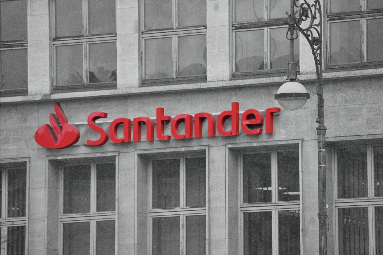 Santander bliski przejęcia. Duży bank planuje ekspansję nad Wisłę