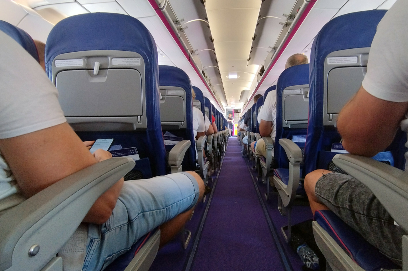 Nietrzeźwy pasażer samolotu z Australii musi zwrócić pieniądze za paliwo