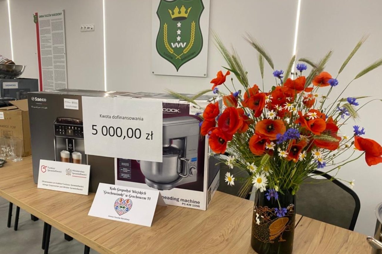 Eksper do kawy, kwiaty.