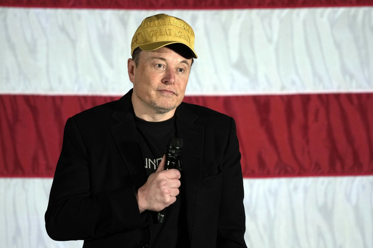 Wall Street Journal donosi o kontaktach Elona Muska z Moskwą