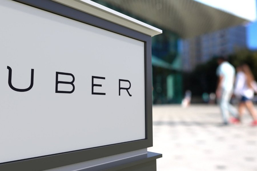 Wolontariusze fundacji Incolumis Civis w praktyce są kierowcami pracującymi w aplikacji Uber.