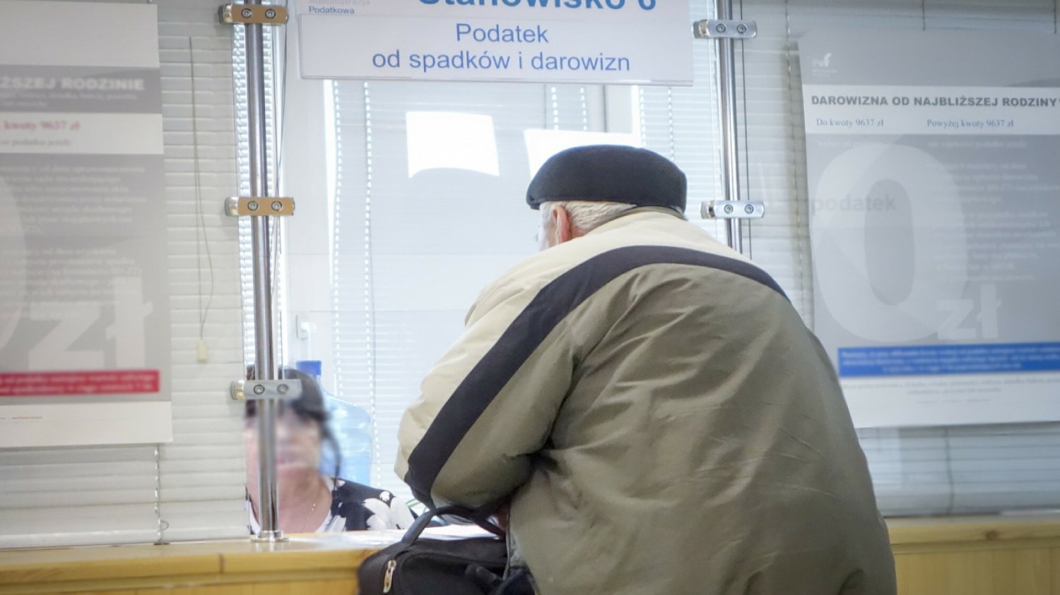 Jak nie zapłacić podatku od darowizny w gotówce od najbliższej rodziny?