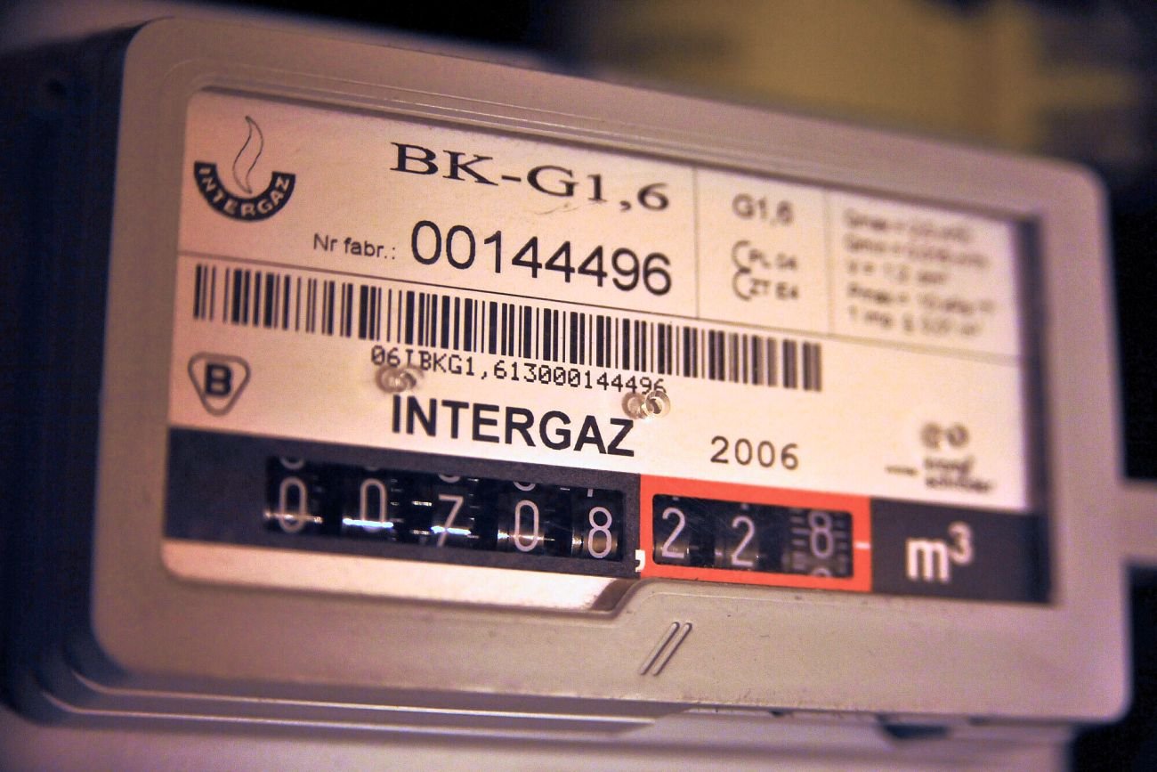 Ceny gazu spadły, ale Polska nie odnawia zapasów, choć teraz jest na to najlepszy moment.