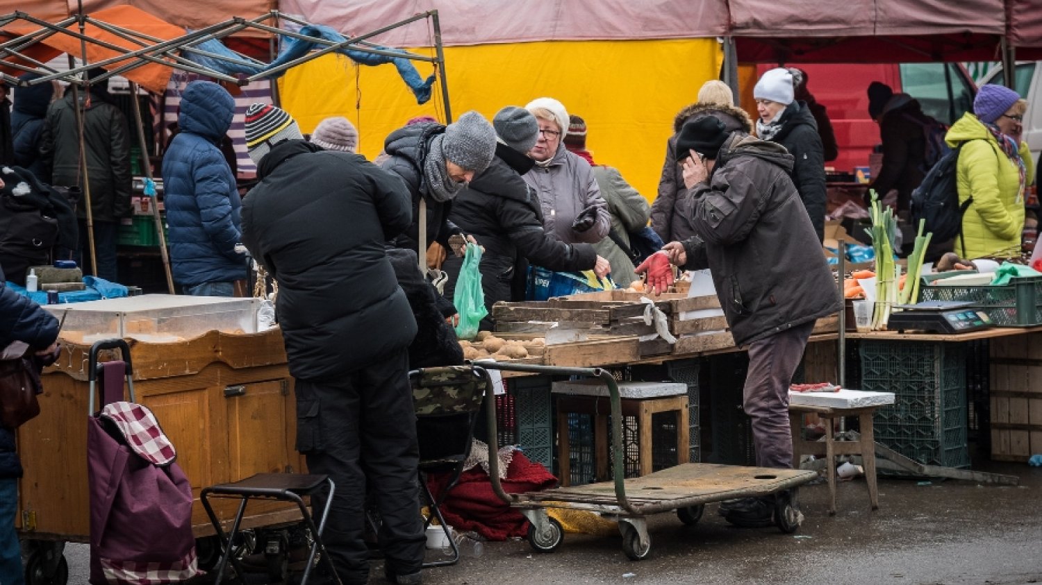 Sanepid ma skontrolować warszawskie bazary.
