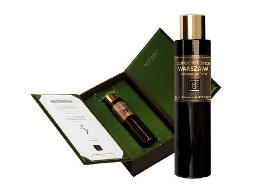 Perfumy "Warszawa".