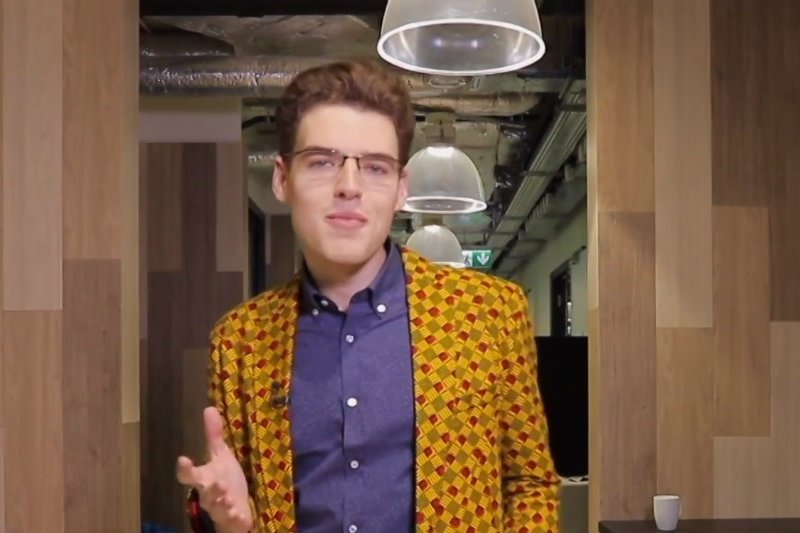 Petros Psyllos to prowadzący programu "Łap Startup"