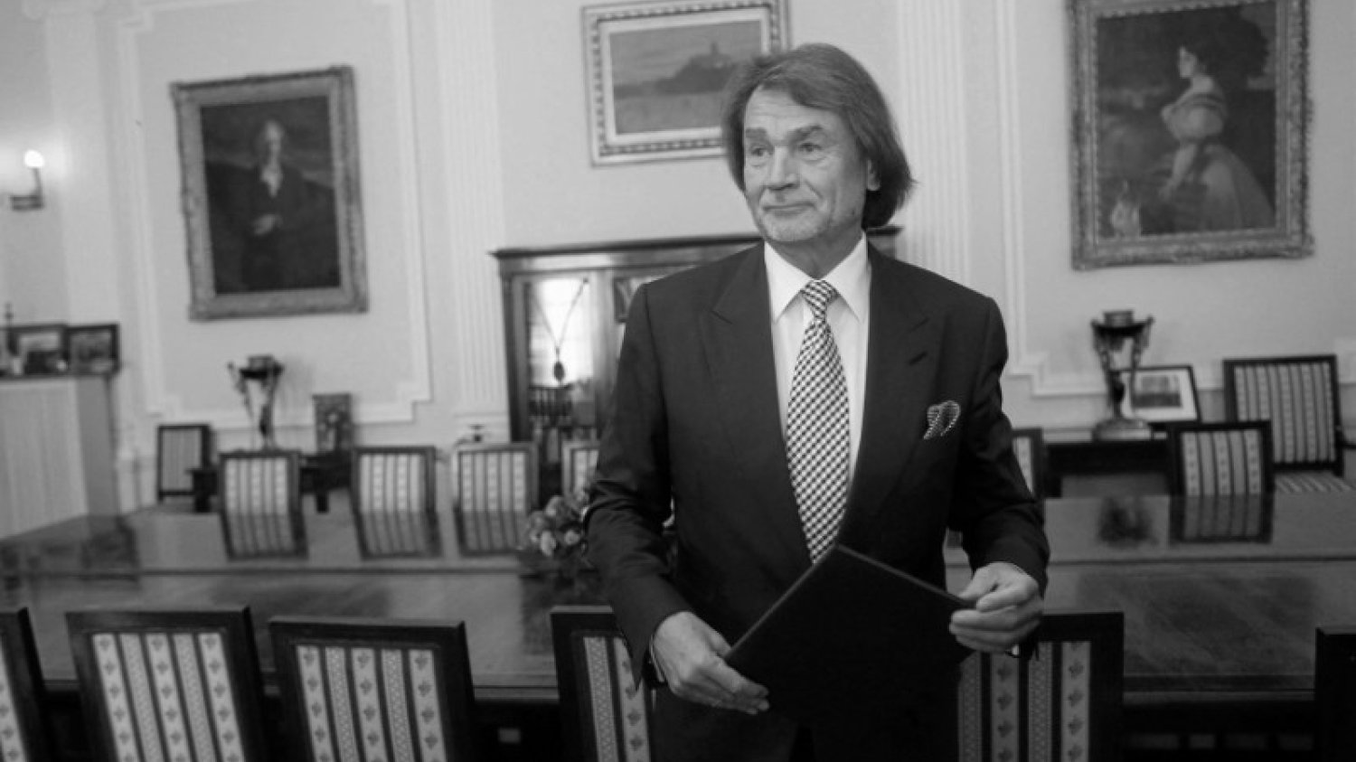 Jan Kulczyk zapytany o porażkę odniósł się do słów Józefa Piłsudskiego: „Największą klęską jest niewyciąganie wniosków ze zwycięstw".