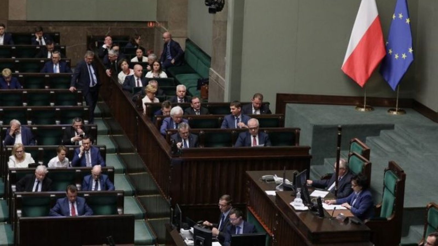 Fundusz Pomocy "mija się z celem"?