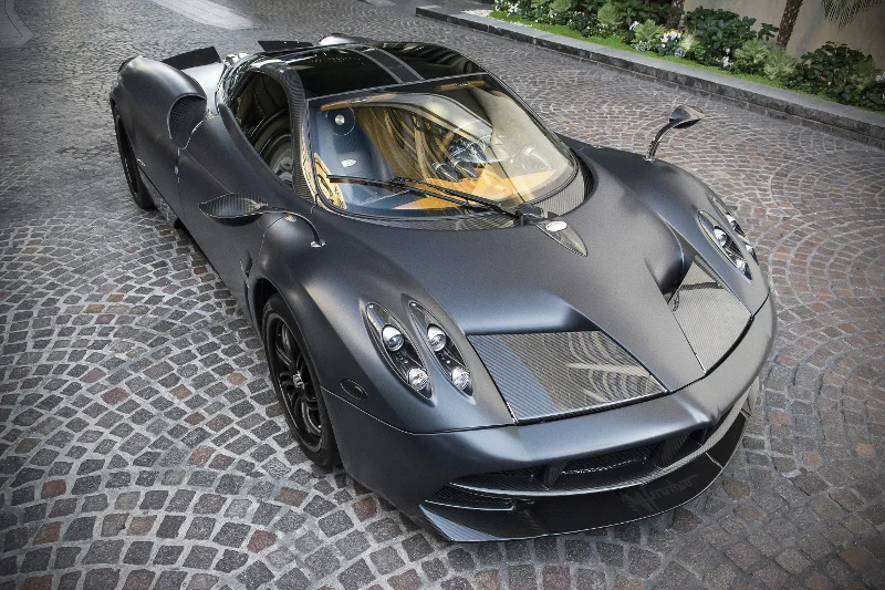 Pagani Huayra.