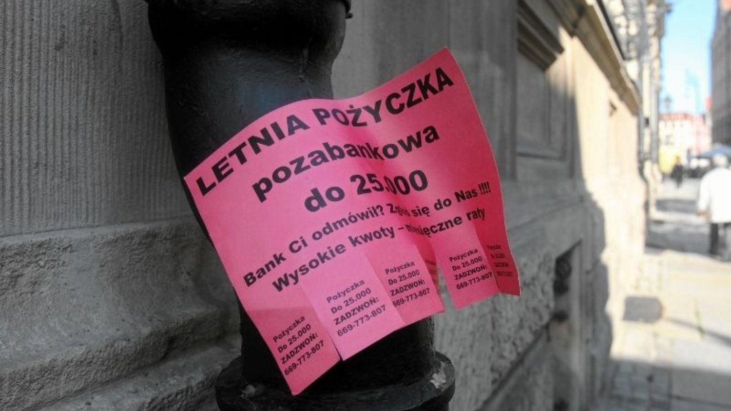 Mimo pandemii Covid-19 nadal kupujemy - na raty, na kredyt i tak dalej.
