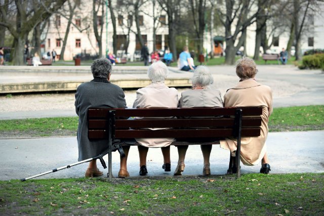 Represjonowani otrzymają emeryturę w wysokości co najmniej 2,4 tys. zł.