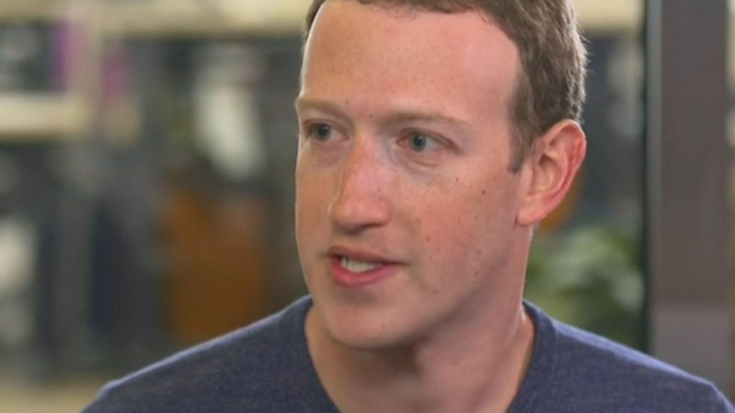 Mark Zuckerberg osobiście zwraca się do czytelników gazet w USA i Wielkiej Brytanii.