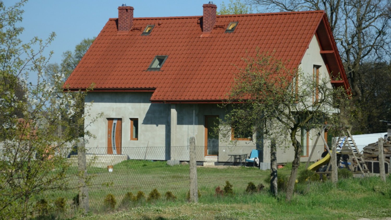 Dom jednorodzinny.