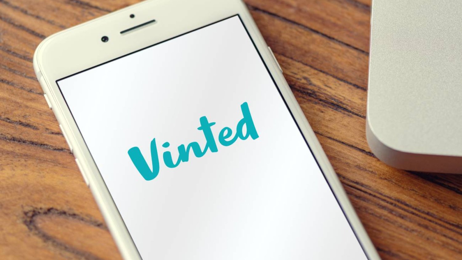 telefon z aplikacją Vinted.pl