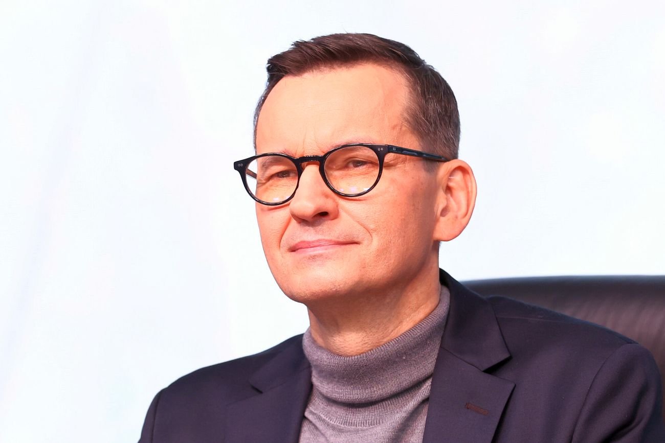 Morawiecki obiecał, ale w dokumenty nie wpisał. Ponad 300 gmin nie dostanie po milionie złotych.