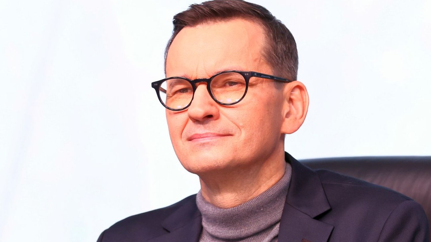 Morawiecki obiecał, ale w dokumenty nie wpisał. Ponad 300 gmin nie dostanie po milionie złotych.
