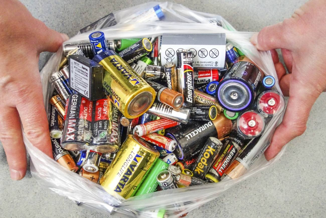 Będzie łatwiej można odzyskać materiały z zużytych baterii czy wymienić akumulatory.