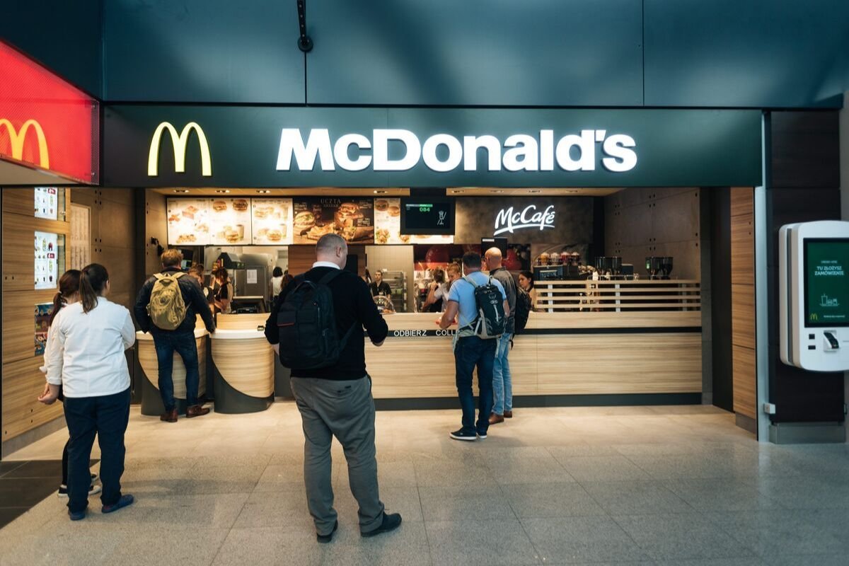 McDonald's testuje restauracje bez plastiku.