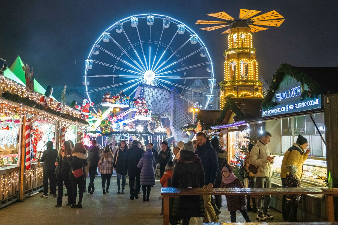 Ceny jedzenia i picia na świątecznych jarmarkach w Poznaniu są bardzo wysokie