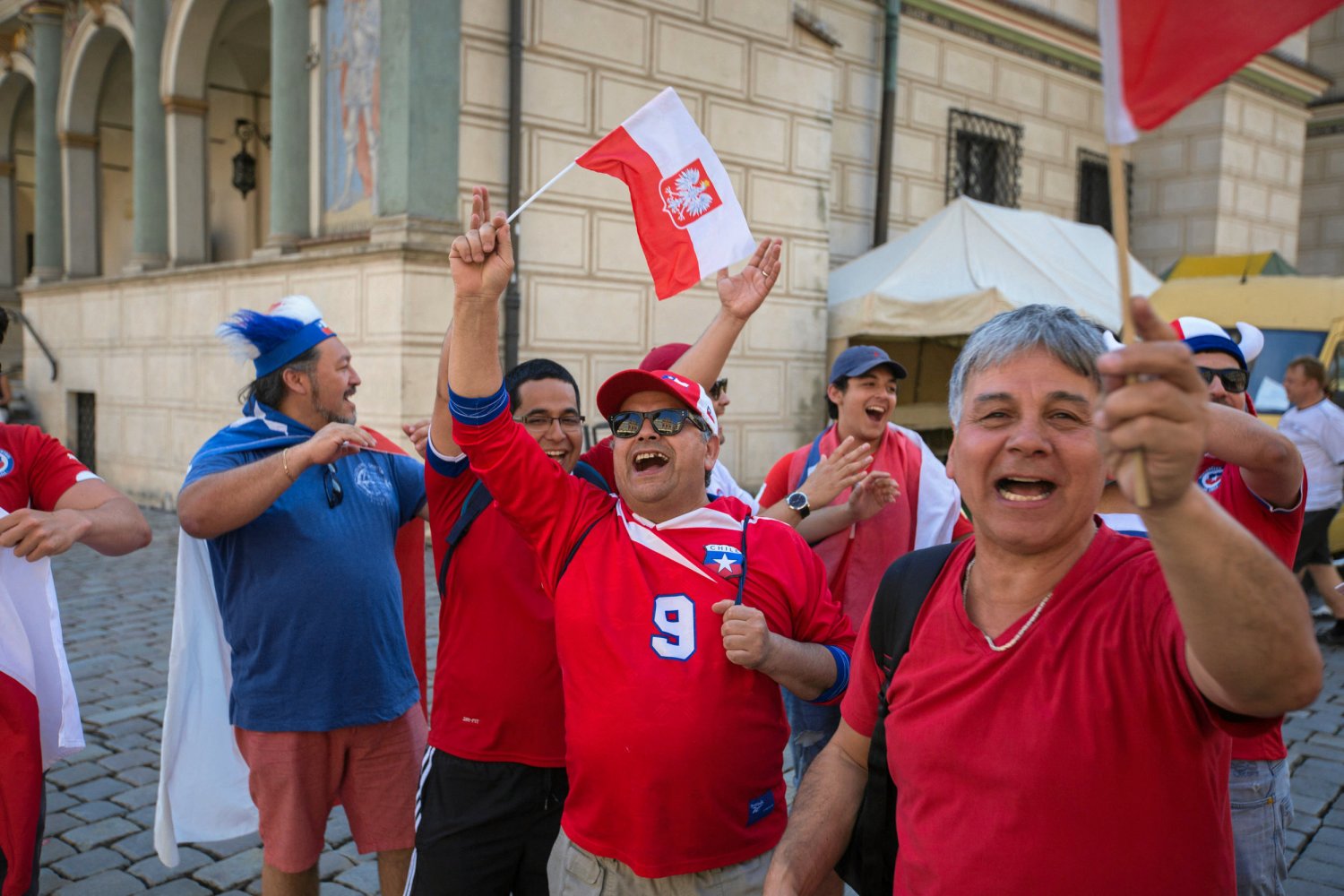 Aż 28 proc. Polaków jest skłonna opuścić pracę dla meczu mundialowego