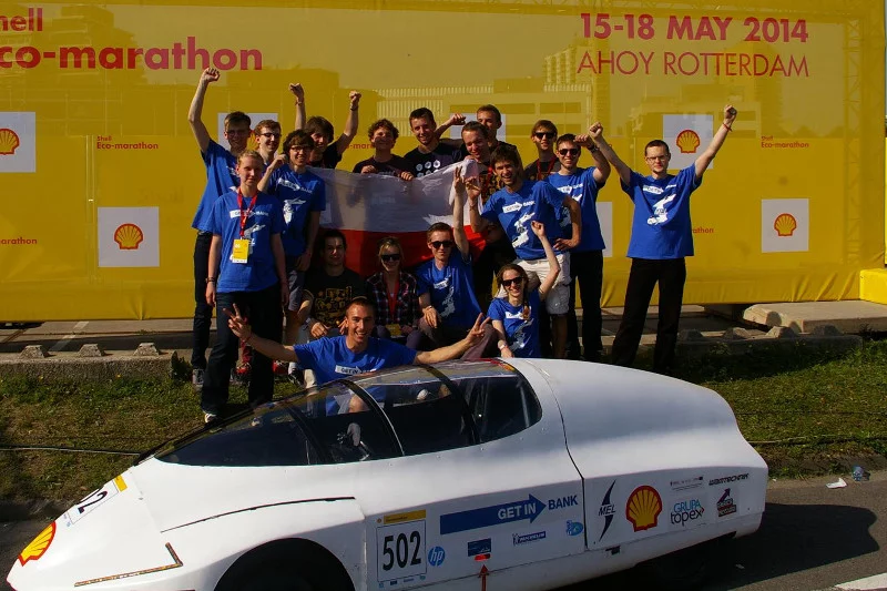 Jedenaście drużyn z Polski weźmie udział w Shell Eco-marathon Europe 2015 – wyścigu samochodów przyszłości.
